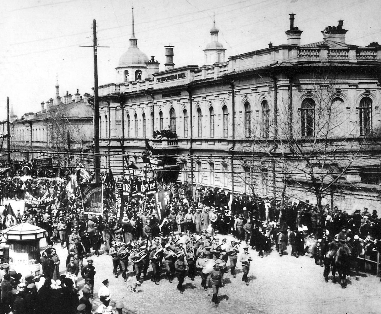 В. П. ШАХЕРОВ. ОСОБНЯК НА АМУРСКОЙ