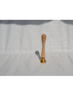 Колокольчик с деревянной ручкой