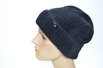 Черная кашемировая шапка с отворотом женская Италия Вицио