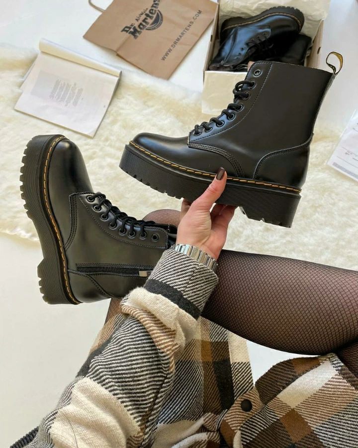 Dr Martens 1460 черные женские