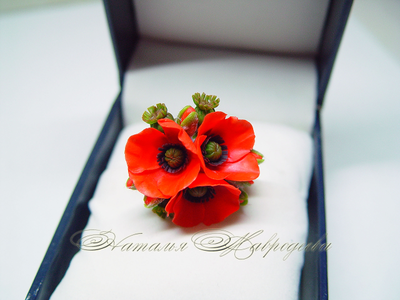 Кольцо "Маки"