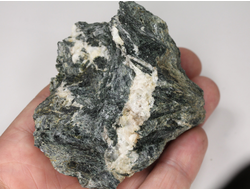 Актинолит, Россия, Северный Кавказ, КЧР, река Большой Блыб (75*70*36 мм, 164 г) №29631