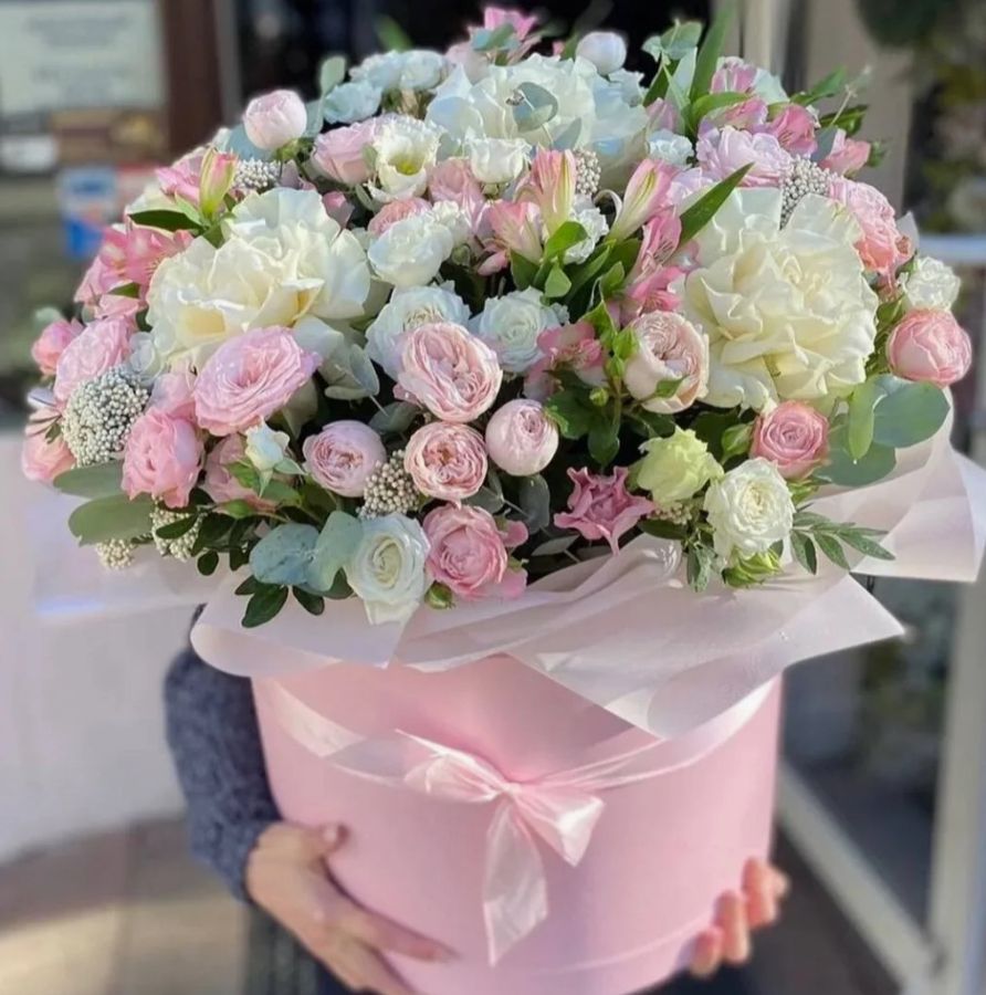 Быстрая доставка букетов по Сочи, Лоо и Красной Поляне круглосуточно