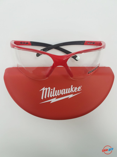 Защитные очки в футляре Milwaukee 4932352997
