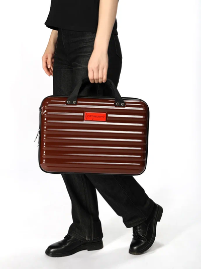 Пластиковый кейс для ноутбука 15.6 - 16 дюймов Optimum, коричневый