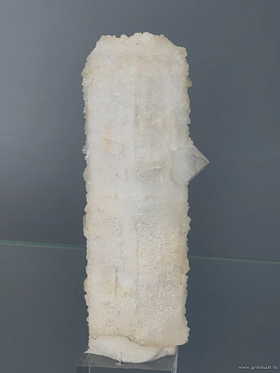 Апофиллит на апофиллите. Индия. 66*22*15мм