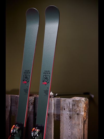 Для слалома гиганта Van Deer PRO XS Длина 164cm Радиус 18м + крепления SPX12 Сезон 24-25