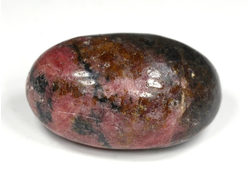 Родонит, галтовка, Россия, Урал (35*22*8 мм, 32 г) №26230