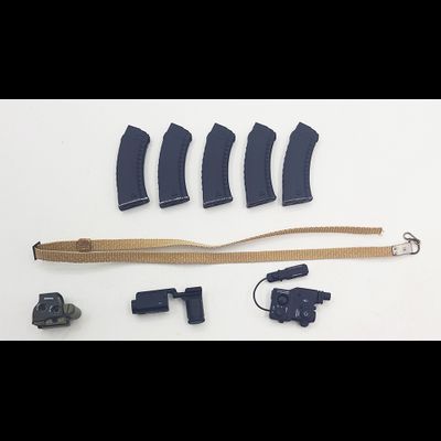 АК-105 с обвесом и ремнем 1/6 (M-082) - Super MC Toys