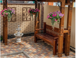 Дачная скамейка с резной спинкой