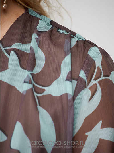 Шифоновое платье коричневое с растительным орнаментом