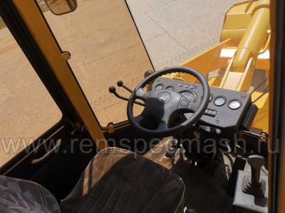 Фронтальный погрузчик ПК-40-02-01