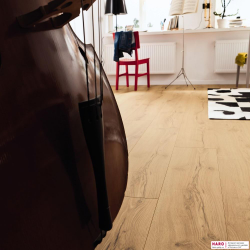 Декор ламината Haro Tritty 100 Gran Via Дуб Альпийский Натур 526709 в интерьере детально