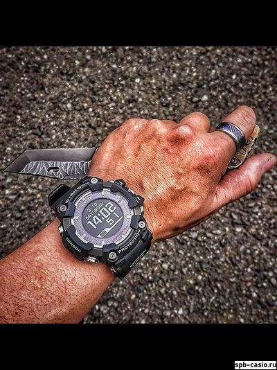 Часы Casio G-Shock GPR-B1000-1E