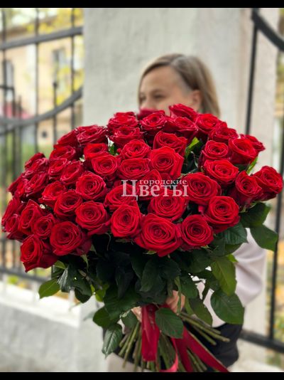 51 красная роза ред париж