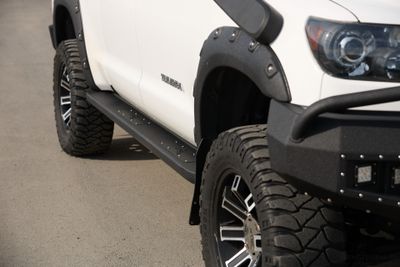 Пороги силовые BMS PRO-Line для Toyota Tundra Double Cab 2007-2021 (2шт.)