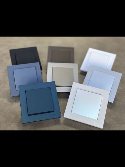 Розетки и выключатели AtlasDesign Systeme Electric