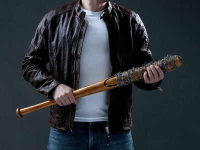 Бейсбольная бита Нигана Люсиль из т/с Ходячие Мертвецы