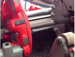 нарезка резьбы на прутке