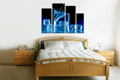 Модульная картина "Кубики освежающего льда"