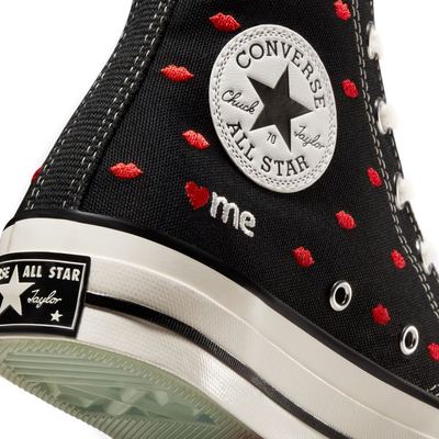 Модные текстильные Converse Chuck Taylor Valentines Day с вышивкой A01600C