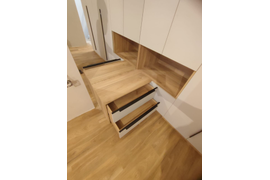 Шкаф распашной