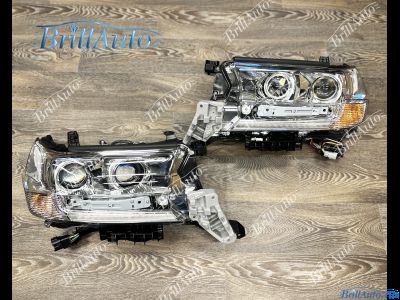Фары Toyota Land Cruiser 200 светлые классические (GBT)