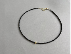 Чокер из Черное Шпинели с сердечком