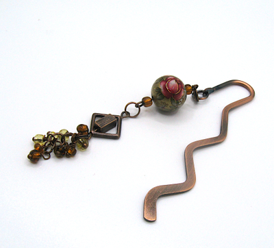 Закладка для книг "Дивное лето" с бусиной Тенша и бисером