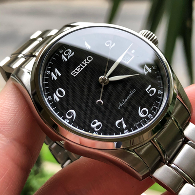 Наручные часы Seiko SPB037J1