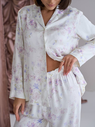 Пижама в стиле известного бренда в сиреневый цветок