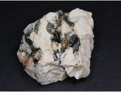 Циркон (кристаллы в породе), Россия, Южный Урал (35*30*16 мм, 20 г) №26067