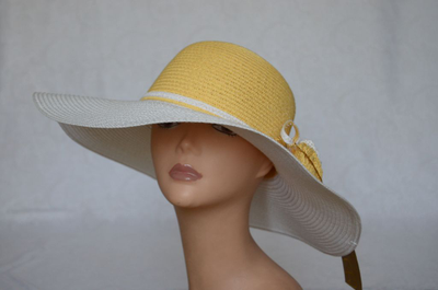 Шляпа Stefania Maiaroli 1638 белая с желтым