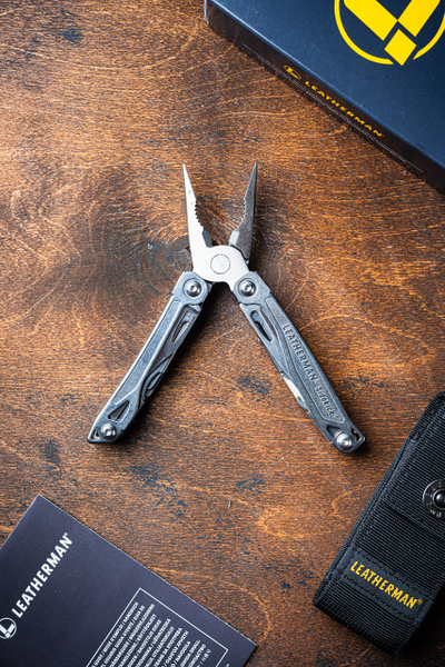 Leatherman Sidekick с чехлом