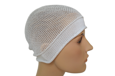Хлопковая женская шапка белая