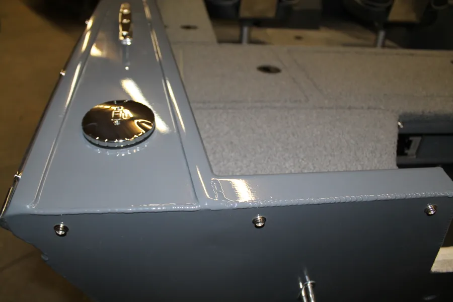 Топливная горловина attwood