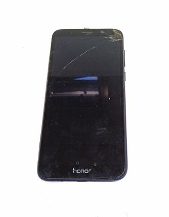 Неисправный телефон Huawei Honor 7A  (нет АКБ, разбит экран, не включается)