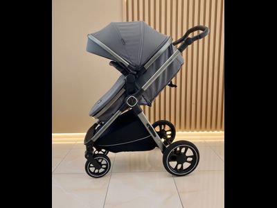 Детская коляска 3 в 1 Luxmom 560 Серый