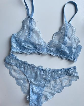 Gigi blue lace