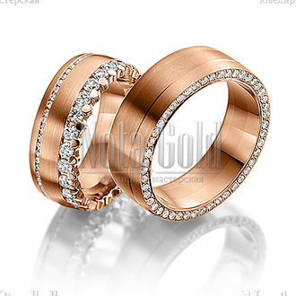Обручальные кольца из красного золота с бриллиантами в обоих кольцах, широкие, с матовой поверхность
