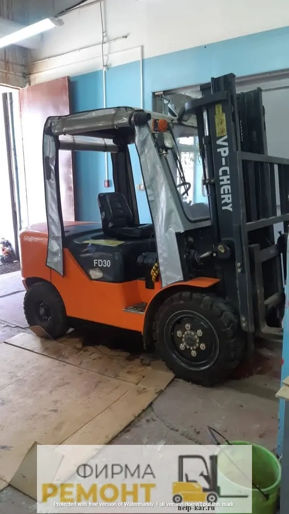 Вилочный погрузчик купить в МО со склада