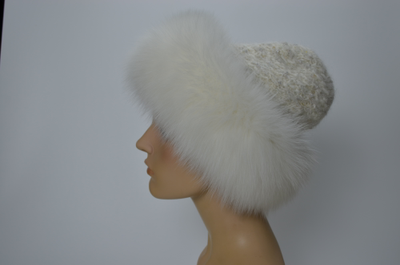 Итальянская вязаная шапка с мехом песца