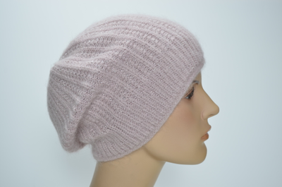 Итальянский берет вязаный розового цвета для женщин