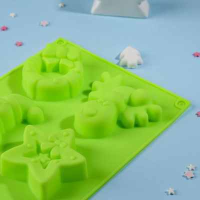 Форма силиконовая для выпечки «Новый год», 29×17 см, 6 ячеек