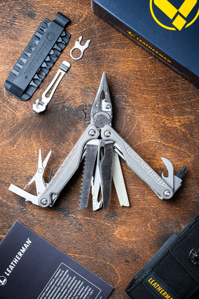 Leatherman Charge + TTI с чехлом, клипсой и битами
