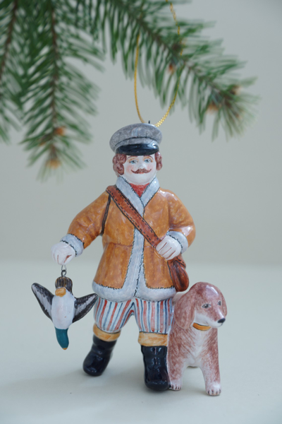 Охотник с собакой