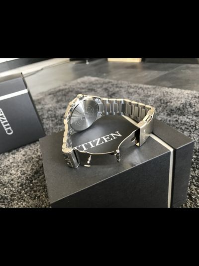Наручные часы Citizen CB0220-85E