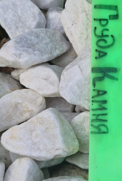 Белая мраморная крошка, фракция 40-60 мм