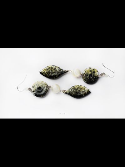 "Русалочья роща", длинные серьги с перламутром в стиле бохо-шик