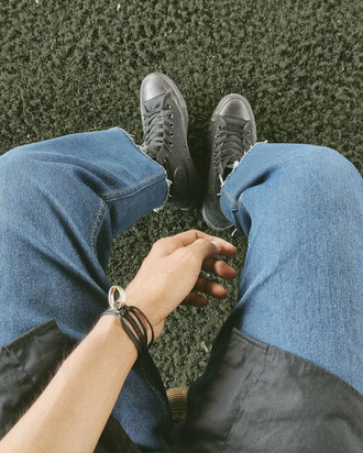 Undercover converse on feet deals